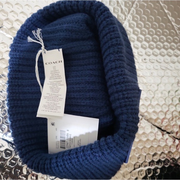 COACH patch cuffed wool women's beanie hat - Blue NWT - Picture 5 of 7